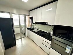 Blk 293D Skypeak @ Bukit Batok (Bukit Batok), HDB 4 Rooms #467208501